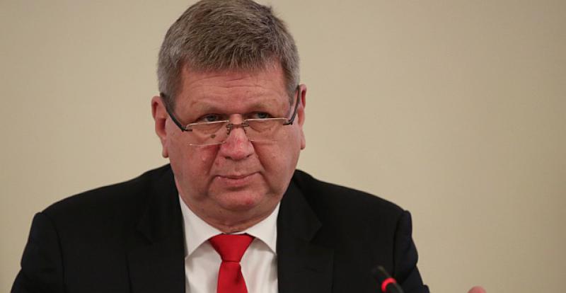 BIVŠI MINISTAR TVRDI 'Korisnici stručnog osposobljavanja mogli bi ostati bez putnih troškova'