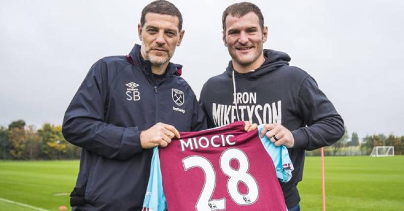 DVIJE LEGENDE Stipe Miočić posjetio Slavena Bilića