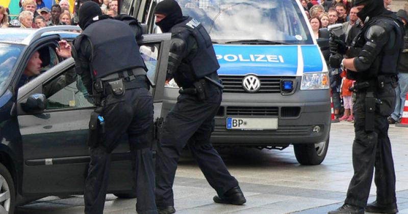 VELIKA RACIJA U BERLINU Policija zabranila islamističku udrugu koja je okupljala radikale, a dolazio je i ubojica s božićnog sajma