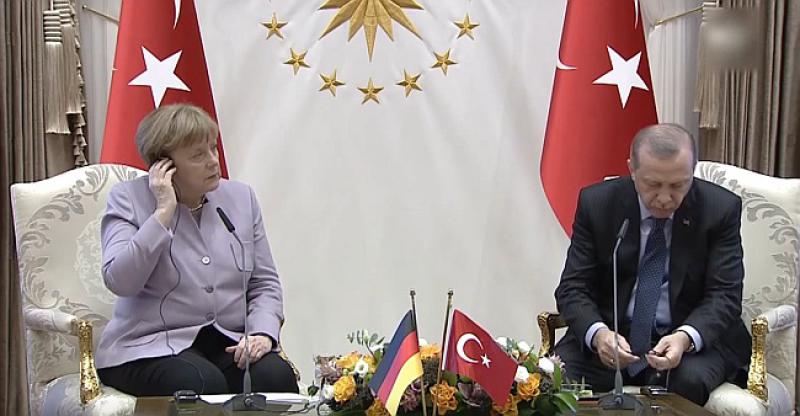 NAPETOST RASTE Turske organizacije u Njemačkoj pokušavale 'prošvercati' ministre kako bi držali političke govore, gradovi im otkazali