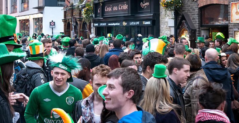 I HRVATI U IRSKOJ DANAS SLAVE SVETOG PATRIKA Velšanina koji je stao na kraj druidima i protjerao zmije iz Irske