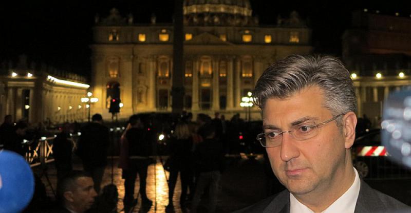 PREMIJER NAKON SUSRETA S PAPOM PORUČIO GRAĐANIMA 'Moramo se izdići iznad površnosti i biti odgovorni'