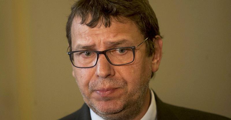 HRVATI VOJVODINE ČESTITALI VUČIĆU A sad riješiti problem rodne kuće bana Jelačića, vraćanje hrvatskih domova u Srijemskoj Mitrovici i Rumi...