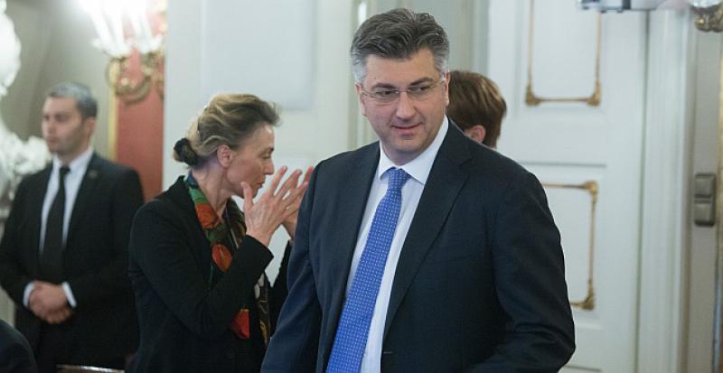 PLENKOVIĆEV APEL SLOVENIJI 'Krenite s ciljanom kontrolom na granicama, putnici su frustrirani i gube strpljenje'