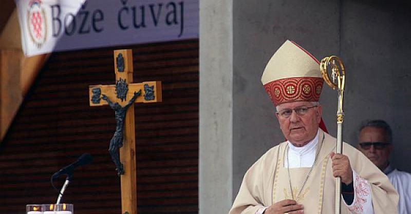 ZAISKRILO IZMEĐU DODIKA I KOMARICE 'Republika Srpska nije lakrdija od države, za Uskrs ste javnosti podvalili pamflet'