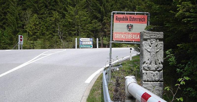 I OVE TURISTIČKE SEZONE Europska komisija predlaže još jedno produljenje kontrola na granicama Austrije sa Slovenijom, Njemačkom...