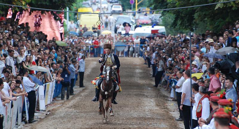 SPEKTAKL U VUKOVARU U subotu Sinjska alka u Gradu heroju, očekuje se više od 20.000 ljudi