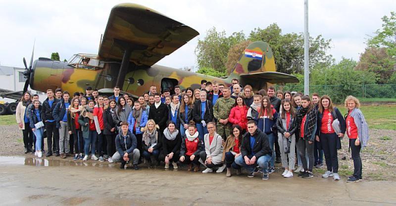 KAKO SAM ZALUTAO U VUKOVAR S DIJASPOROM Mladi iz Berlina su me oduševili - nepotkupljivi, pravedni i pošteni, žele se vratiti u Hrvatsku