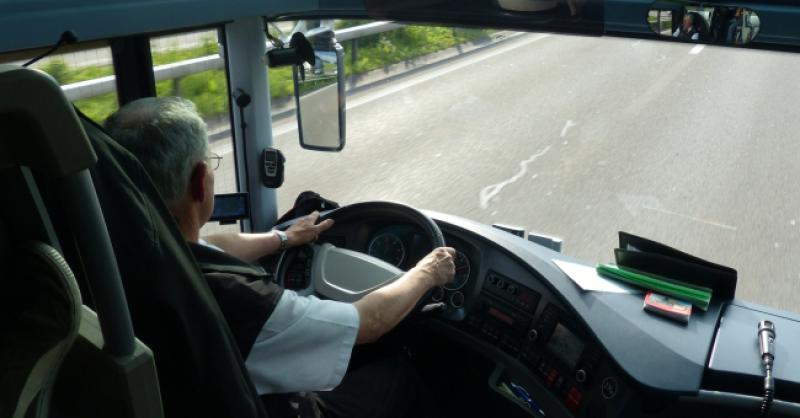 VOZAČI AUTOBUSA IZ BIH ŠVERCALI CIGARETE Njemačka policija ih pronašla ispod sjedala: 'Nismo mogli živjeti od plaće'