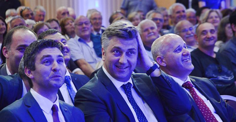 PLENKOVIĆ PREDIZBORNO 'Ono što sam ja napravio napravio bi svaki trener; politika je postala triler, gledalo nas je više ljudi nego Eurosong'