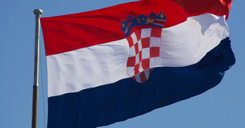 PUBLIC CALL FOR APPLICATIONS For the award of grants/scholarships for Croatian language learning in Croatia or online