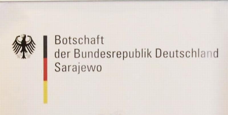 NJEMAČKO VELEPOSLANSTVO U BIH 'ZATRPANO' Ne može više izdavati termine za podnošenje zahtjeva za vize