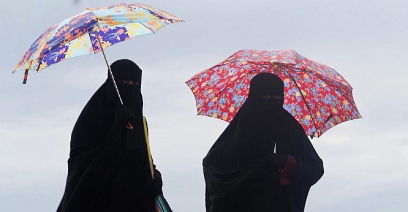 NORVEŠKA VLADA ŽELI ZABRANITI BURKU I NIKAB 'Ne pripadaju u norveške škole'
