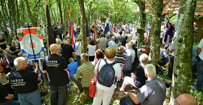 KOMEMORACIJA KOD JAZOVKE Izaslanik predsjednice: 'Sljednici ubojica vode Hrvatsku da bi prikrili zločine'