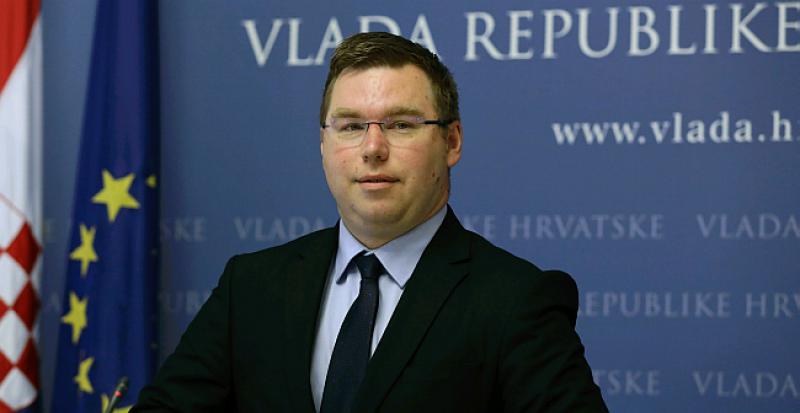 MINISTAR SE POHVALIO 'U Hrvatskoj je prvi put manje od 170.000 zaposlenih i 55 tisuća više zaposlenih'