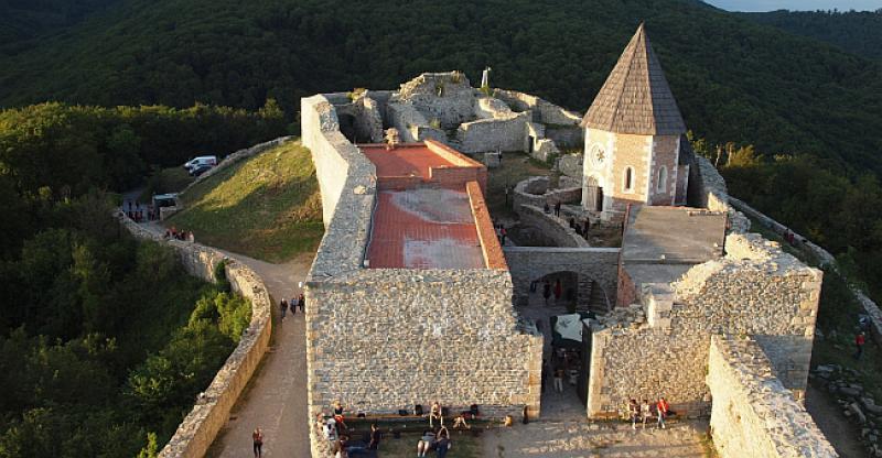 FOTO Čudesna večer na predivnom Medvedgradu