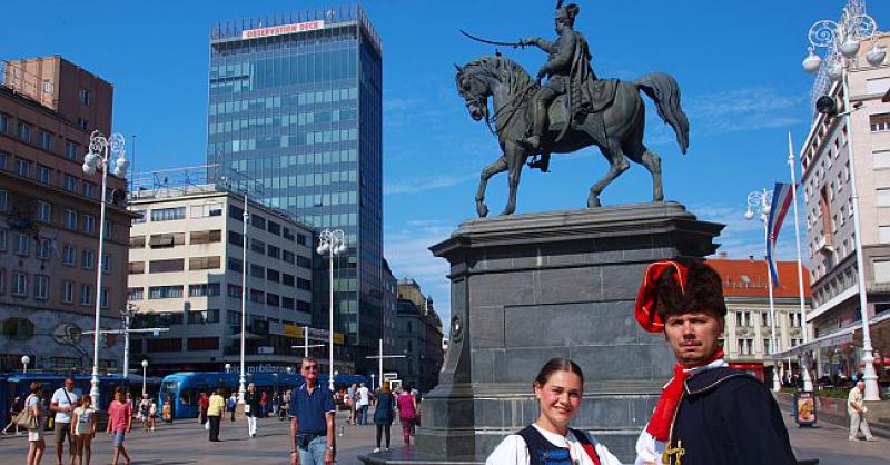 NACIJA I DRŽAVA U HRVATSKOJ MORAJU BITI JEDNO Kao što je to u Njemačkoj, Francuskoj, Italiji...