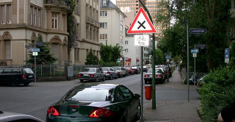 SVE ŠTO MORATE ZNATI O EVAKUACIJI U FRANKFURTU Donosimo najčešća pitanja i odgovore za stanovnike zone evakuacije