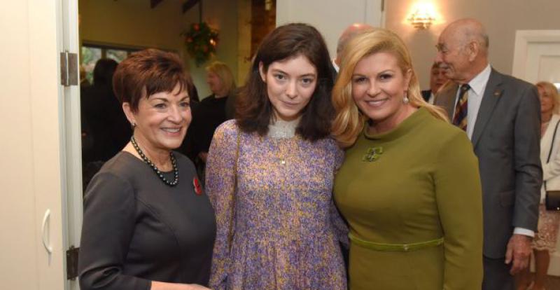 MEGAPOPULARNA PJEVAČICA Otkrila da ima hrvatsko državljanstvo, ali i po čemu su Dalmatinci na Novom Zelandu poznati