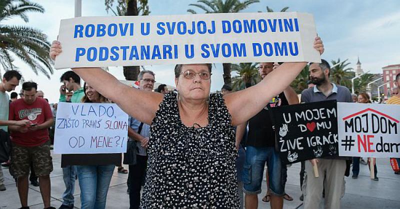 (FOTO) PROSVJED U SPLITU Nekoliko stotina Splićana reklo 'NE' porezu na nekretnine