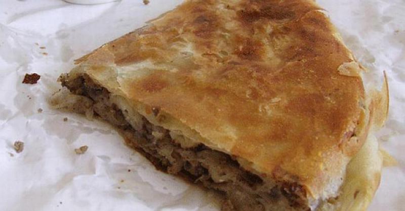 OVO NIJE VIC Sjela Hrvatica u bosanski restoran u Münchenu na burek pa naručila kavu...