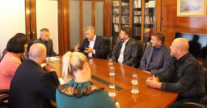 MILAS SA PREDSTAVNICIMA CRO VIENNE 'Cilj svih naših zajedničkih napora mora biti očuvanje hrvatskog identiteta'