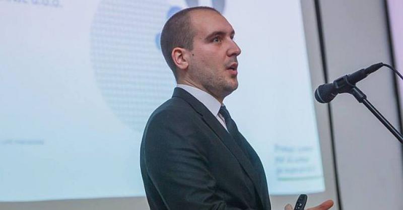 SPLIĆANIN 'OPRAO' NOVE ISELJENIKE 'U Irskoj žive s 13 Pakistanaca, u Londonu ne smiju izaći od straha, istočno od Hrvatske nema normalne države do Tokija'