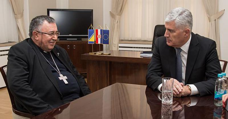 SUSRELI SE ČOVIĆ I PULJIĆ 'Konstitutivni narodi u BiH nisu podjednako zaštićeni'