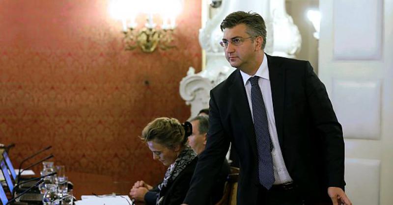 PREMIJER ODGOVORIO NA 'BIZARNE TVRDNJE' 'Podržavamo predsjedničin posjet Rusiji'