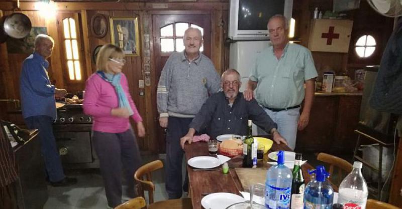 FRA ZLATKOV PUT ARGENTINOM U ovim 'neplodnim' pustinjskim prostorima isplati se raditi, a u mojoj Slavoniji ne?! Bezočna politika!