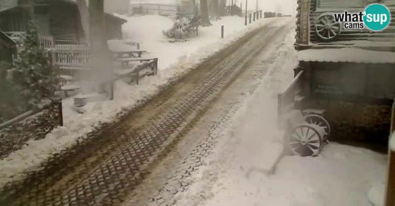 (VIDEO) POČELO JE U Hrvatskoj pada snijeg, ponegdje i 10 centimetara