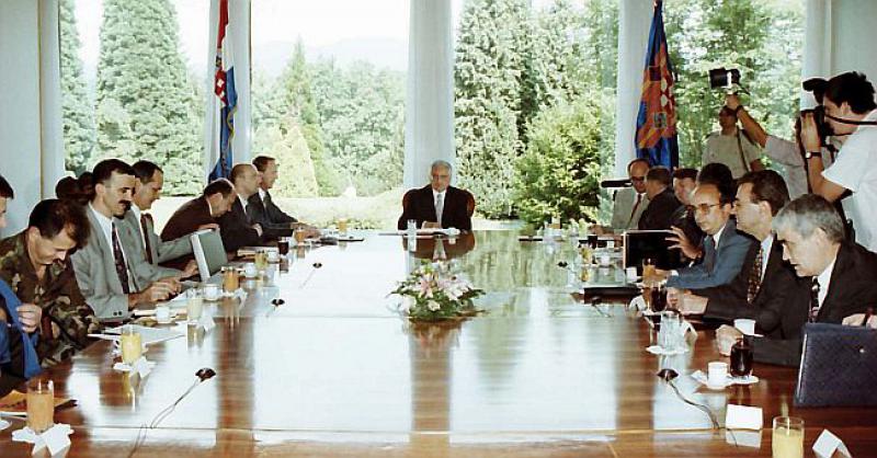 PRAVOMOĆNA PRESUDA ŠESTORKI U SRIJEDU Hoće li Haag proglasiti hrvatsku ulogu u ratu u BiH zločinačkom?