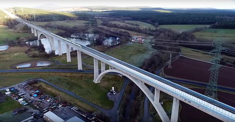 POČETNI PROBLEMI Linija München-Berlin prvi dan vožnje kasnila dva sata