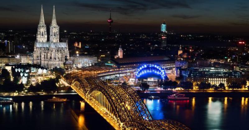 NJEMAČKI MINISTAR SAVJETUJE ŽENAMA 'Za Novu godinu ne hodajte same, ako bude problema glasno vičite'