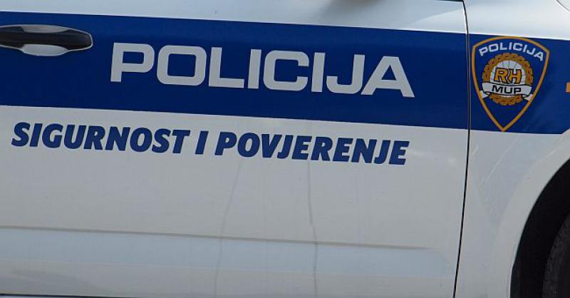 PRODAVALI KARTE ZA RUKOMETNO PRVENSTVO U SPLITU PO ASTRONOMSKIM CIJENAMA Policija ih uhitila i kaznila