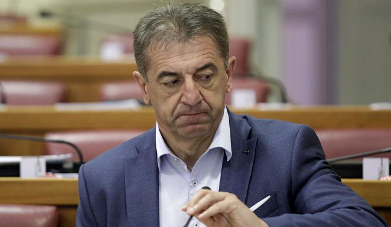 MILINOVIĆ 'IZRAZITO NEZADOVOLJAN' 'Moja kandidatkinja trideset godina radi na Plitvicama, slučajno je članica HDZ-a'