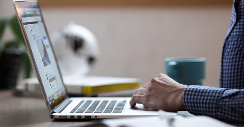 U NJEMAČKOJ SE PROVODI NOVI ZAKON Kojim bi se trebao spriječiti govor mržnje na društvenim mrežama