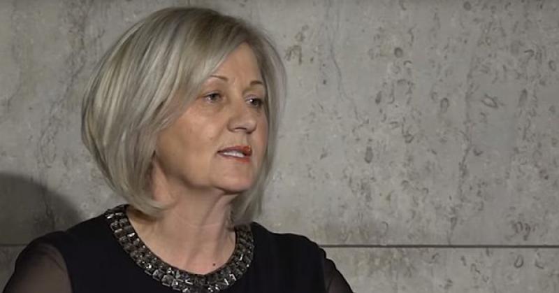 HRVATI TRAŽE PROMJENU USTAVA BIH Po sadašnjem županija s 24 Hrvata i ona s njih 36.000 biraju svaka po jednog predstavnika