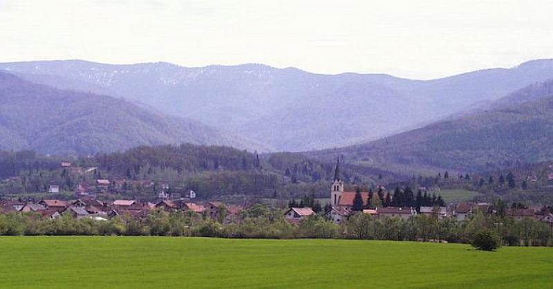 GRAD NEUOBIČAJENOG IMENA Kako je Vitez dobio ime?