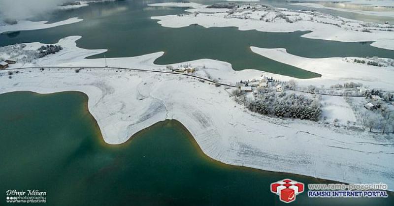 (VIDEO) ČAROBAN PRIZOR IZ RAME Pogledajte kako pokrivena snijegom izgleda iz zraka