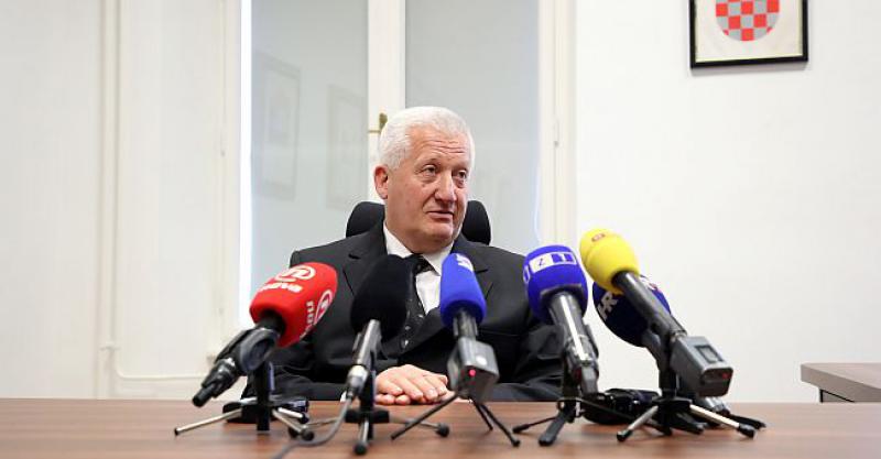 'VUČIĆ BI SE TREBAO ISPRIČATI On je vješt i tvrd pregovarač i lukav poilitičar, ne treba ga podcjenjivati'