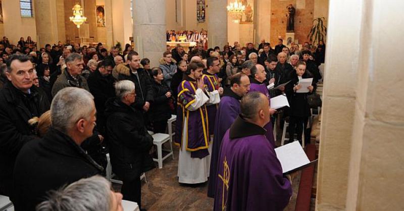 OBILJEŽENA 73. OBLJETNICA LIKVIDACIJE 66 FRANJEVACA 'Ako bježimo od straha, nikad mu nećemo umaći'