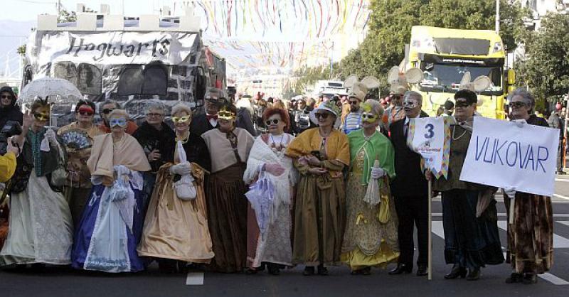 (FOTO) 10.000 MAŠKARA NA RIJEČKIM ULICAMA Održan 35. riječki karneval
