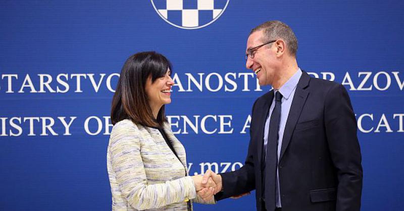 I HRVATI BI U SVEMIR Potpisan sporazum s Europskom svemirskom agencijom