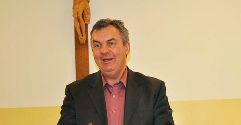 TIHOMIR DUJMOVIĆ U Münchenu predstavio svoju novu knjigu: ‘Ovo je početak suočavanja s prošlošću o kojoj ne znamo ništa’