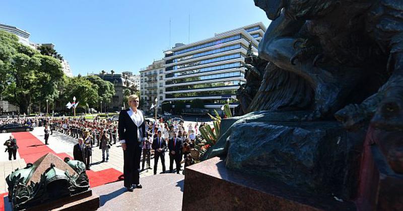 (VIDEO) NIJE PRETJERIVALA U ŽIVOTOPISU Poslušajte kako predsjednica sjajno govori španjolski