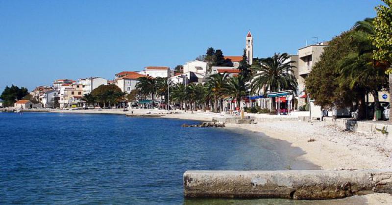 OPTIMISTIČAN POTEZ Malo dalmatinsko mjesto nudit će 7500 kuna povratnicima iz inozemstva: 'Nisam siguran hoće li biti dovoljno, ali...'