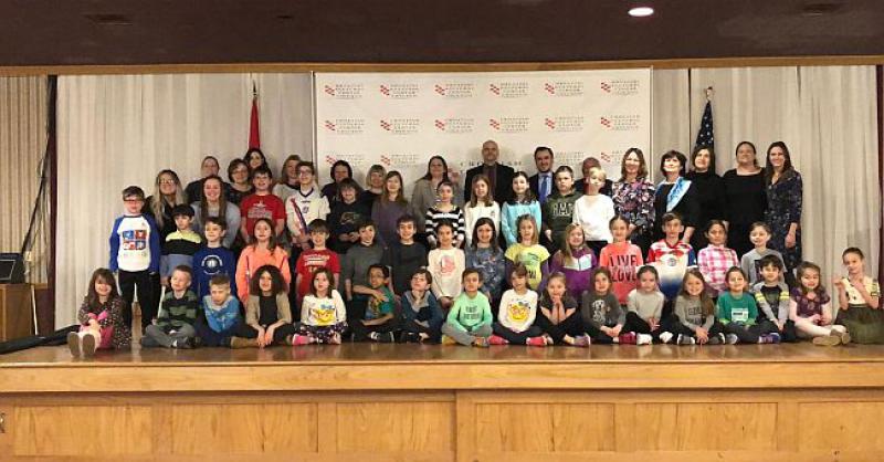 MALI HRVATI IZ CHICAGA, MILWAUKEEJA I CLEVELANDA Učili hrvatski jezik i kulturu