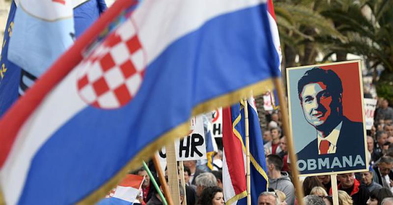 (FOTO) PROSVJED PROTIV ISTANBULSKE KONVENCIJE U SPLITU 'Hrvatska treba provoditi suverenističku politiku poput Mađara, Poljaka i Austrijanaca'