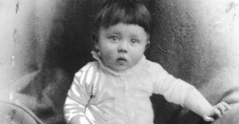 NA DANAŠNJI DAN PRIJE 129 GODINA Rođeno je ovo dijete koje će izrasti u čudovište kojeg se bojao cijeli svijet